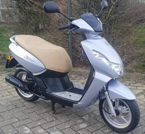 Peugeot Kisbee 25 / 45 km